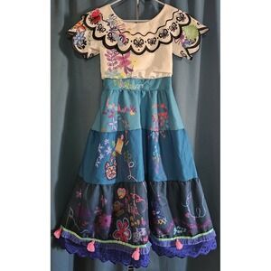 Disney Encanto Mirabel Girls Costume Dress 9/10